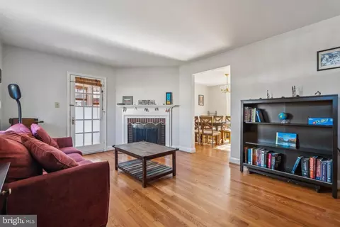 Living - 7002 Bellona Ave, Baltimore, MD 21212 photo 1 of 1