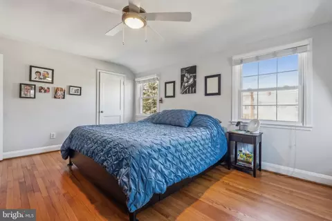 Bedroom - 7002 Bellona Ave, Baltimore, MD 21212 photo 4 of 10
