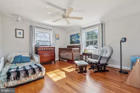 Bedroom - 7002 Bellona Ave, Baltimore, MD 21212 photo 6 of 10