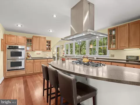 Kitchen - 4932 Jenkins Ln, Baldwin, MD 21013 photo 6 of 6