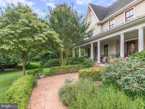 Exterior - 4932 Jenkins Ln, Baldwin, MD 21013 photo 3 of 24