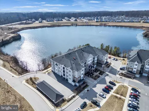 605 Quarry View Ct #405, Reisterstown, MD 21136