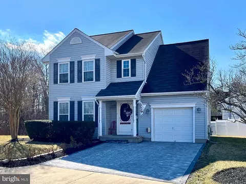 14 Schooner Bay Ct, Middle River, MD 21220
