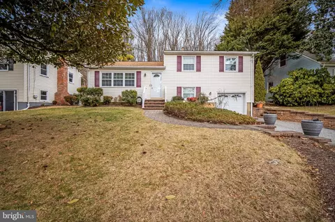 234 Dawson Dr, Cockeysville, MD 21030