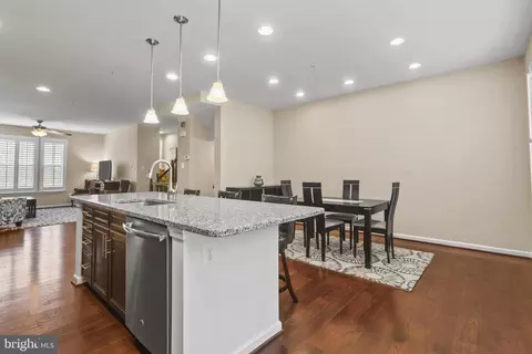 3504 Canvasback Dr, Baltimore, MD 21222 photo 6