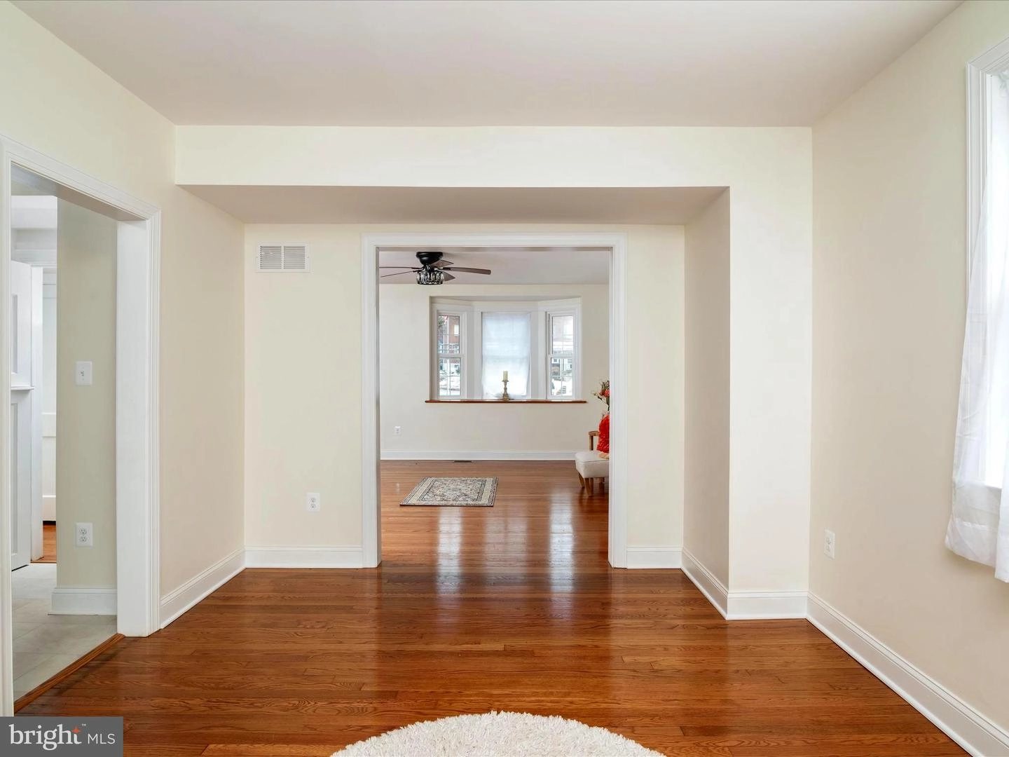 128 Malbrook Rd, Baltimore, MD 21229 photo 8