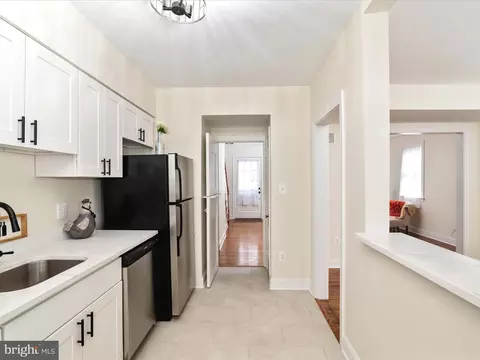 128 Malbrook Rd, Baltimore, MD 21229 photo 10