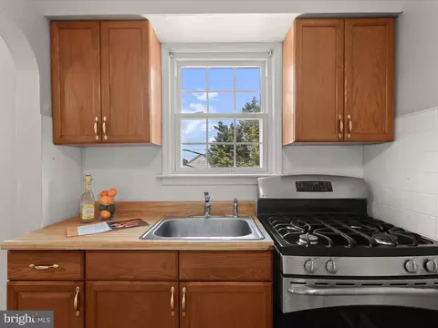 Other - 915 Maiden Choice Ln, Baltimore, MD 21229 photo 2 of 3
