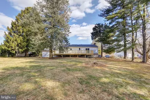 Exterior - 8 Marmaduke Ct, Baldwin, MD 21013 photo 6 of 16