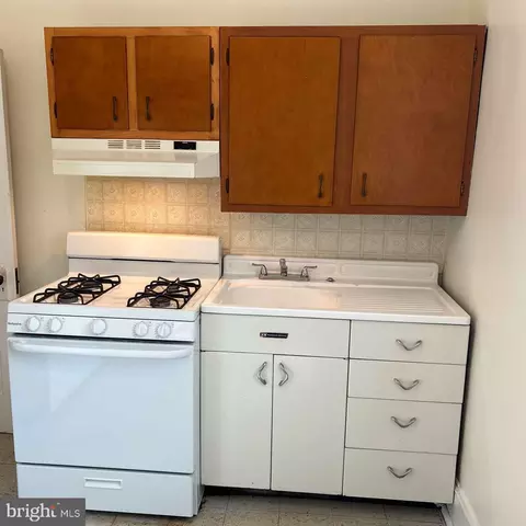 Kitchen - 35 3rd Ave, Halethorpe, MD 21227 photo 2 of 3