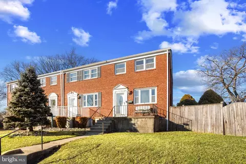 8637 Ellen Ct, Parkville, MD 21234