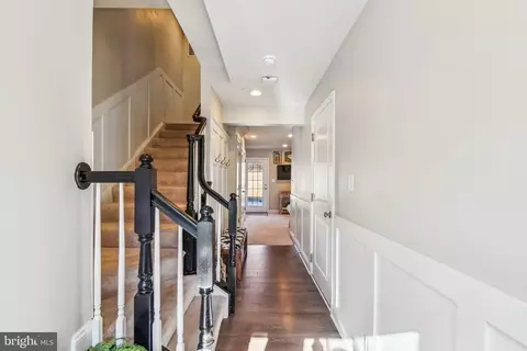 9955 Ravenhurst Rd, Middle River, MD 21220 photo 4