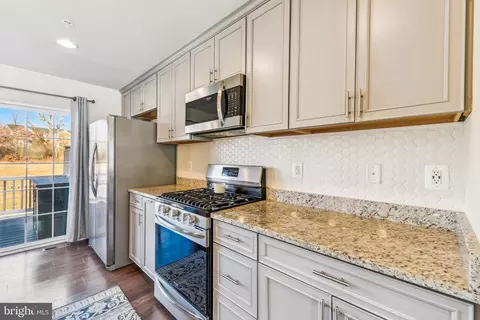 9955 Ravenhurst Rd, Middle River, MD 21220 photo 23