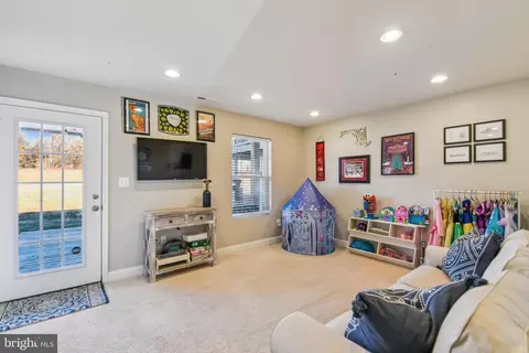 9955 Ravenhurst Rd, Middle River, MD 21220 photo 30