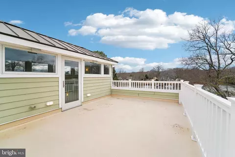 Exterior - 1235 Engleberth Rd, Essex, MD 21221 photo 10 of 13