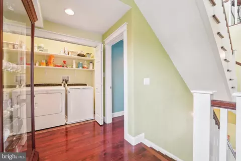 Entry Way - 1235 Engleberth Rd, Essex, MD 21221 photo 6 of 8