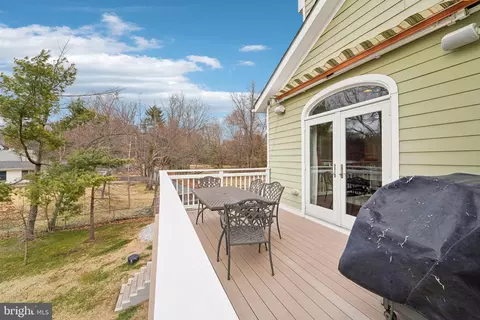 Exterior - 1235 Engleberth Rd, Essex, MD 21221 photo 4 of 13