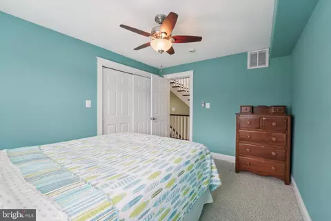 Bedroom - 1235 Engleberth Rd, Essex, MD 21221 photo 4 of 4
