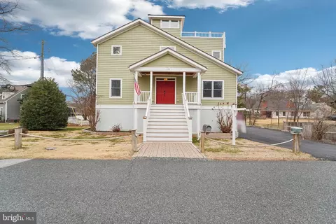 Exterior - 1235 Engleberth Rd, Essex, MD 21221 photo 2 of 13
