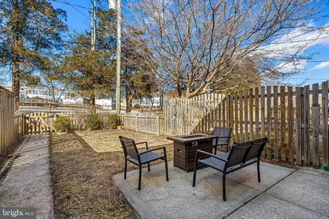 Exterior - 7032 Heathfield Rd, Baltimore, MD 21212 photo 2 of 2
