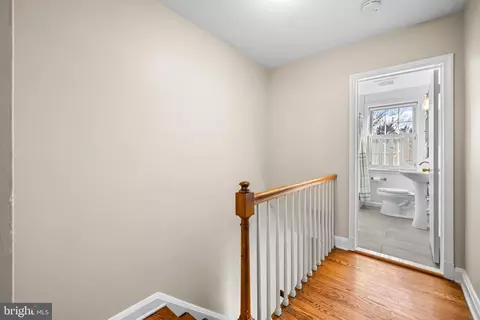 Entry Way - 7032 Heathfield Rd, Baltimore, MD 21212 photo 3 of 3