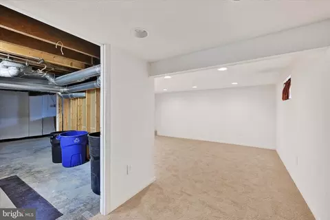 Entry Way - 301 Willow Ave, Baltimore, MD 21206 photo 1 of 1
