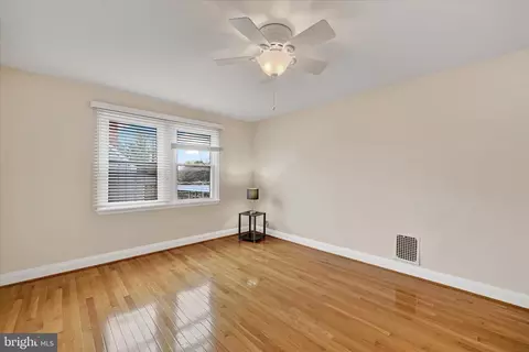 Bedroom - 301 Willow Ave, Baltimore, MD 21206 photo 1 of 7
