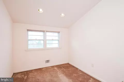 Bedroom - 6604 Linco Ave, Baltimore, MD 21209 photo 3 of 7