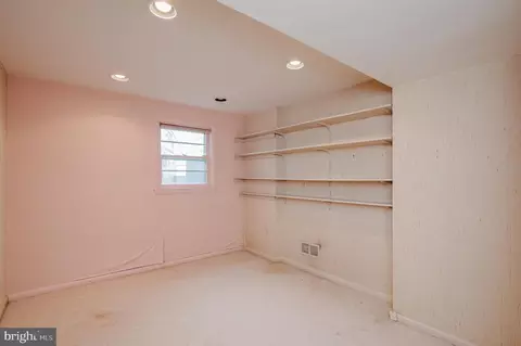 Bedroom - 6604 Linco Ave, Baltimore, MD 21209 photo 4 of 7