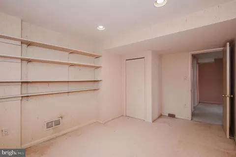 Bedroom - 6604 Linco Ave, Baltimore, MD 21209 photo 5 of 7
