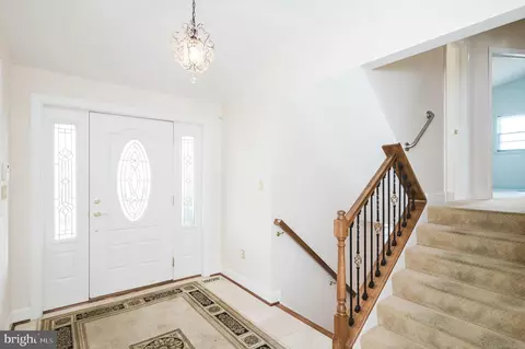 Entry Way - 6604 Linco Ave, Baltimore, MD 21209 photo 3 of 3