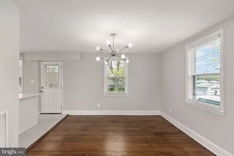 Living - 7512 Brightside Ave, Rosedale, MD 21237 photo 4 of 4