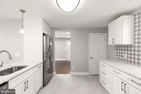 Entry Way - 7512 Brightside Ave, Rosedale, MD 21237 photo 3 of 3