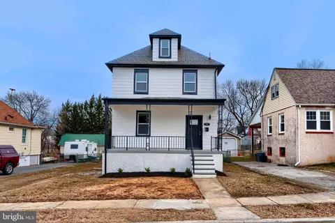8 Elmont Ave, Baltimore, MD 21206 photo 3