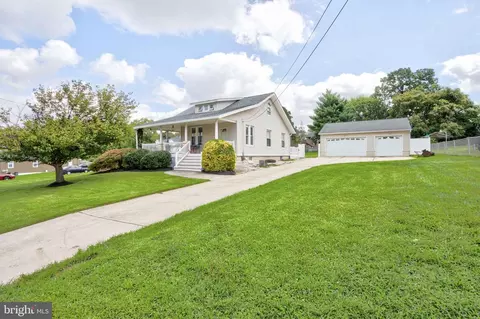 2025 Northeast, Baltimore, MD 21227