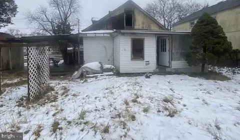 4016 Annapolis Rd, Halethorpe, MD 21227 photo 5