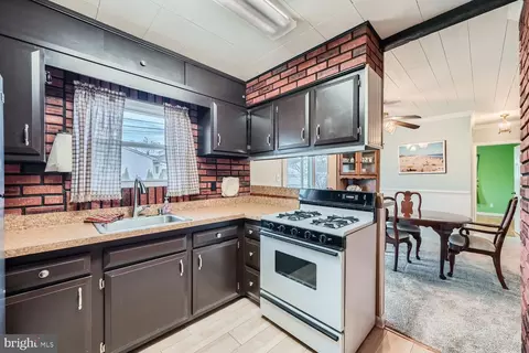 407 Brownell Rd, Middle River, MD 21220 photo 11