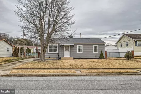 407 Brownell Rd, Middle River, MD 21220 photo 2