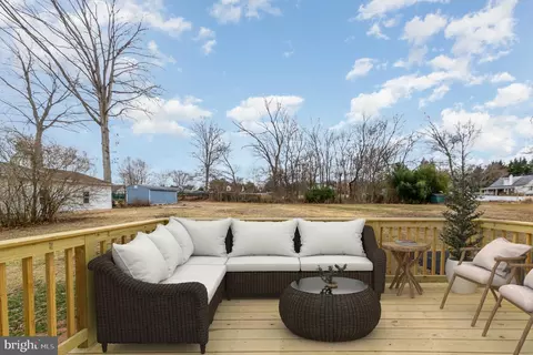 Exterior - 5803 Gambrill Rd, White Marsh, MD 21162 photo 2 of 7