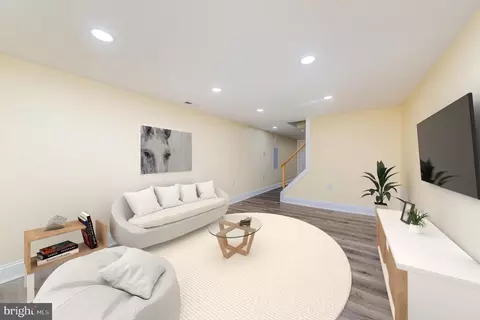 Living - 5803 Gambrill Rd, White Marsh, MD 21162 photo 2 of 6