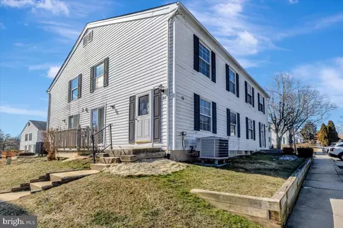 51 Fox Run Ct #B, Reisterstown, MD 21136
