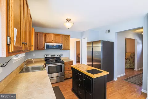 5903 Twilight Ct, Baltimore, MD 21206 photo 11
