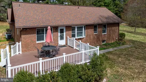 Exterior - 17204 Hunter Green Rd, Upperco, MD 21155 photo 2 of 7