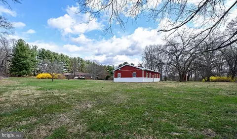 Exterior - 17204 Hunter Green Rd, Upperco, MD 21155 photo 5 of 7