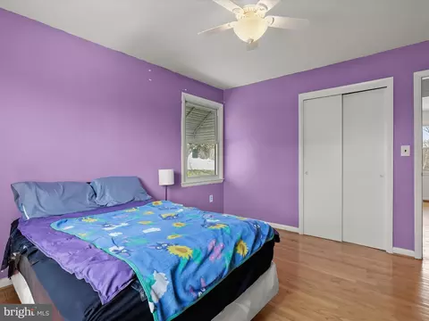 Bedroom - 1543 S Rolling Rd, Halethorpe, MD 21227 photo 5 of 6