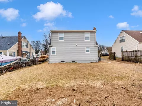 Exterior - 2812 Manoff Rd, Halethorpe, MD 21227 photo 4 of 13