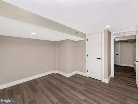 Bedroom - 2812 Manoff Rd, Halethorpe, MD 21227 photo 3 of 4