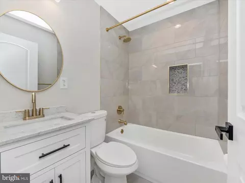 Bath - 2812 Manoff Rd, Halethorpe, MD 21227 photo 1 of 5