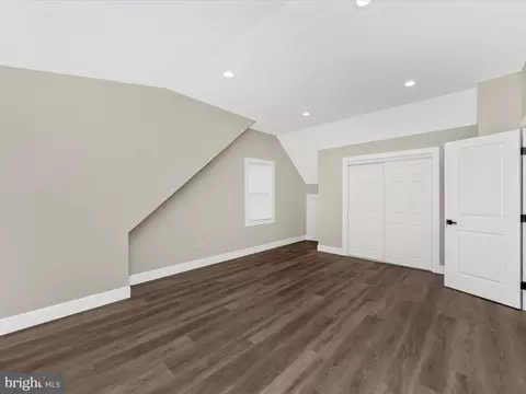 Bedroom - 2812 Manoff Rd, Halethorpe, MD 21227 photo 1 of 4