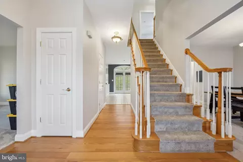 Entry Way - 5501 Glen Arm Rd, Glen Arm, MD 21057 photo 1 of 3